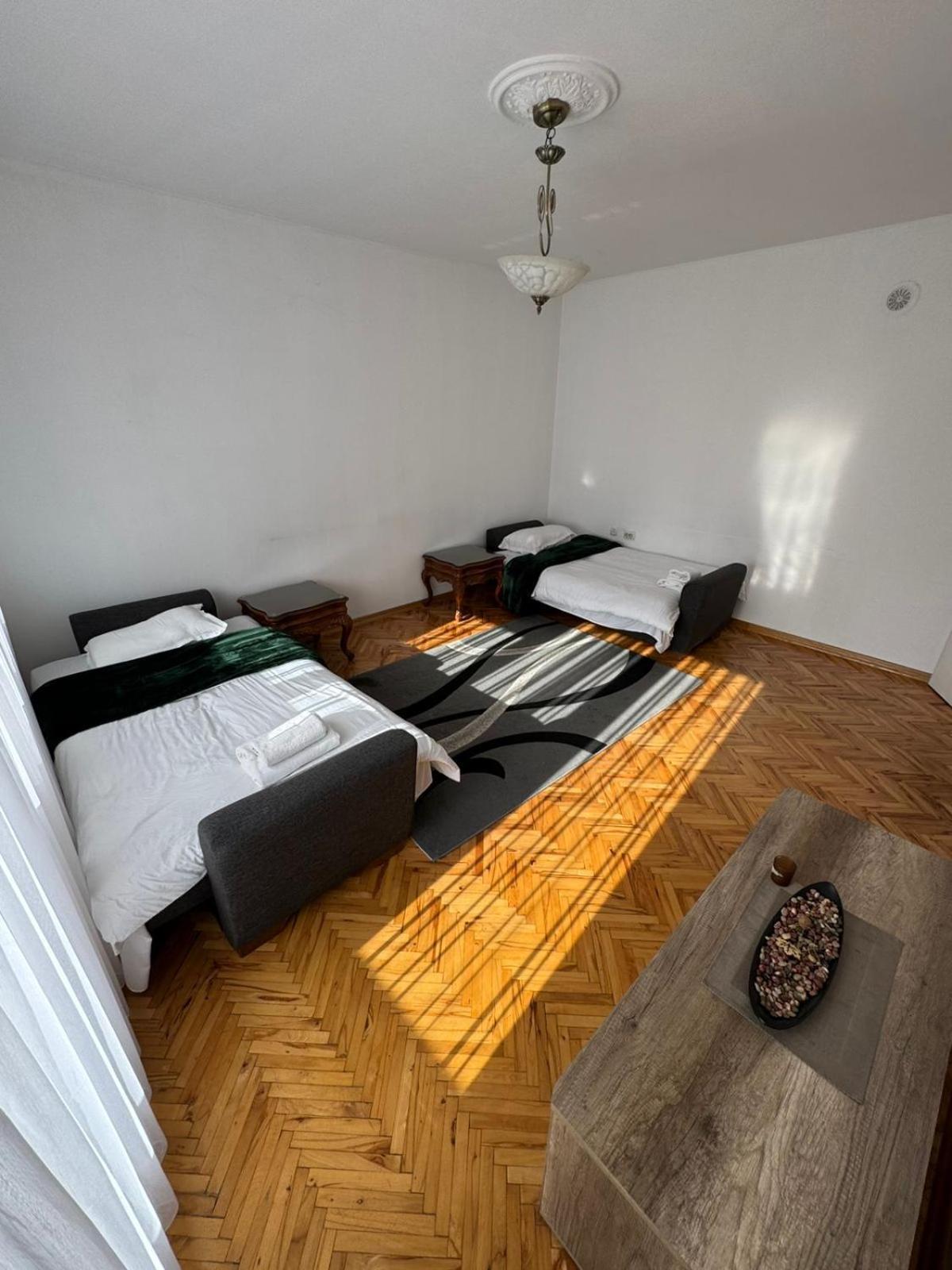 Green Apartments Prishtina Pristina Exterior photo